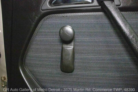 1986 Mercedes-Benz 230E