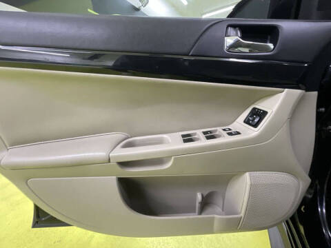 2016 Mitsubishi Lancer ES