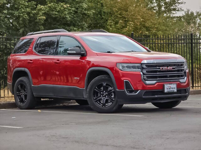 2022 GMC Acadia AT4