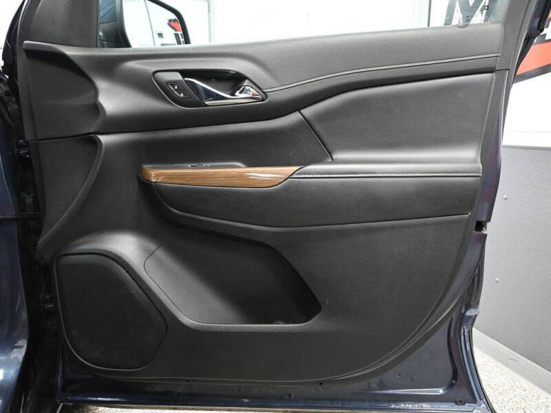 2019 GMC Acadia SLE-2