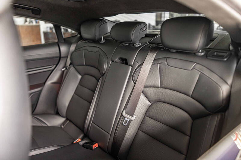 2022 Porsche Taycan GTS