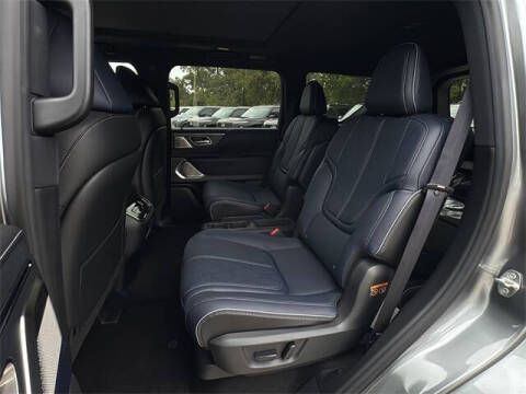 2026 Infiniti QX80 Sport