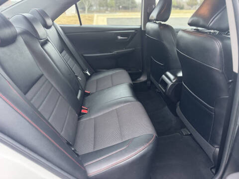 2016 Toyota Camry SE