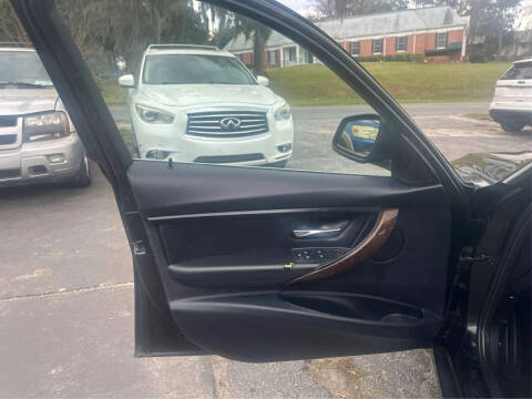 2015 BMW 3 Series 320i