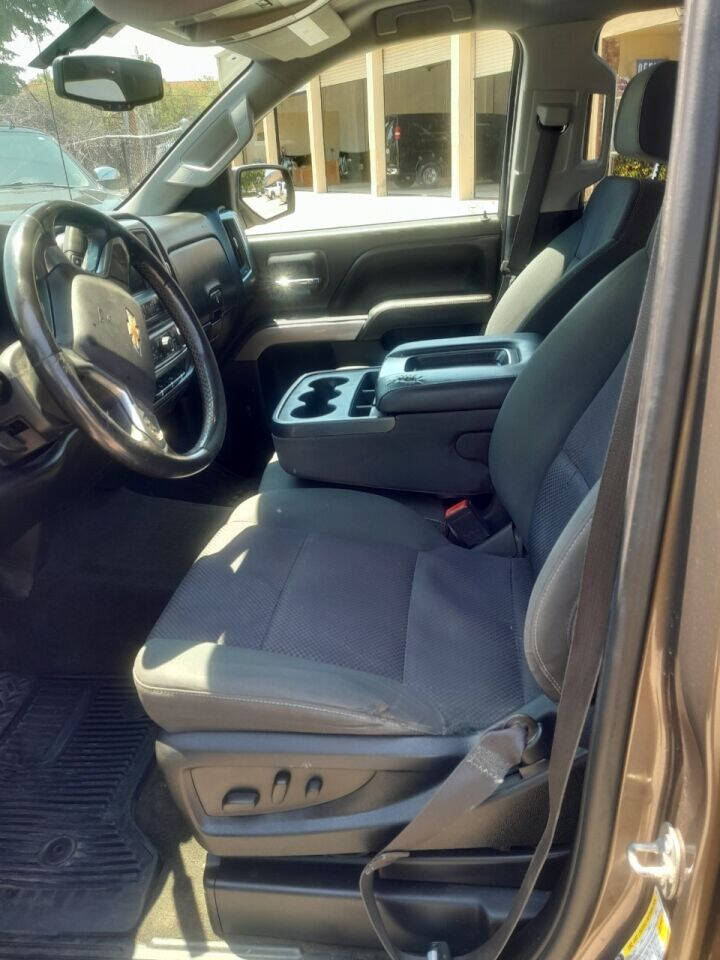 2015 Chevrolet Silverado Pickup - $13,950