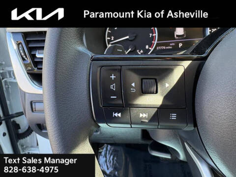 2022 Nissan Rogue SV