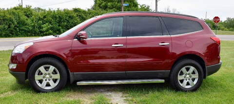 2010 Chevrolet Traverse for sale at PINNACLE ROAD AUTOMOTIVE LLC in Moraine OH