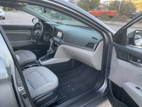 2018 Hyundai Elantra