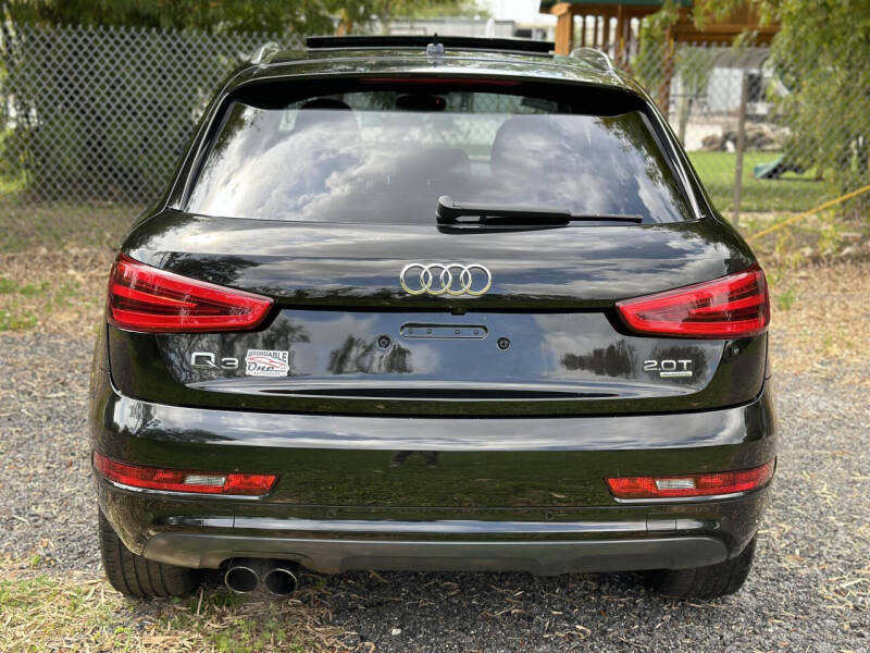 2015 Audi Q3 Premium Plus photo 12