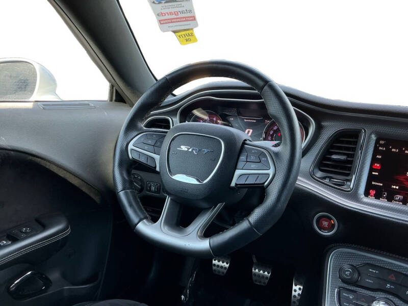 2015 Dodge Challenger SRT Hellcat