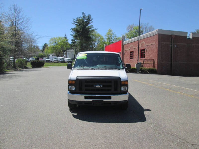 2010 Ford E-Series E-350 SD XL