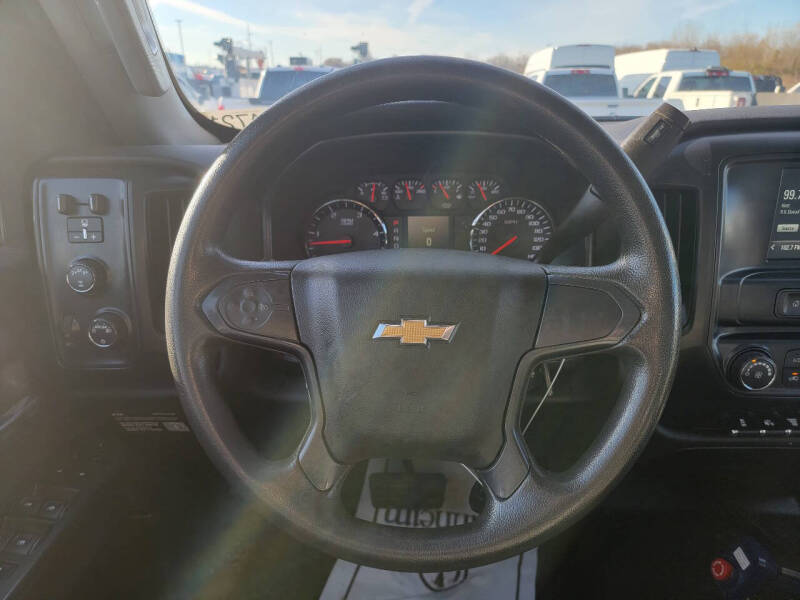 2023 Chevrolet Silverado 5500HD