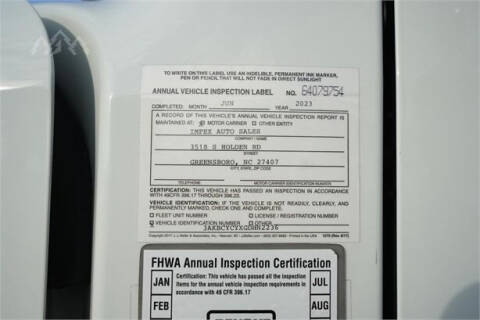 2016 Freightliner M2 106