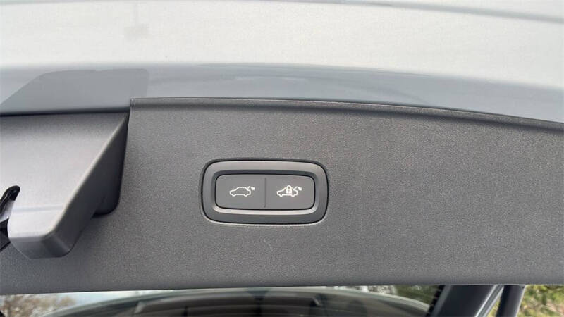 2025 Volvo EX90 Twin Performance Plus 7P