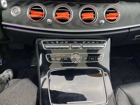 2017 Mercedes-Benz E-Class E 300 4MATIC