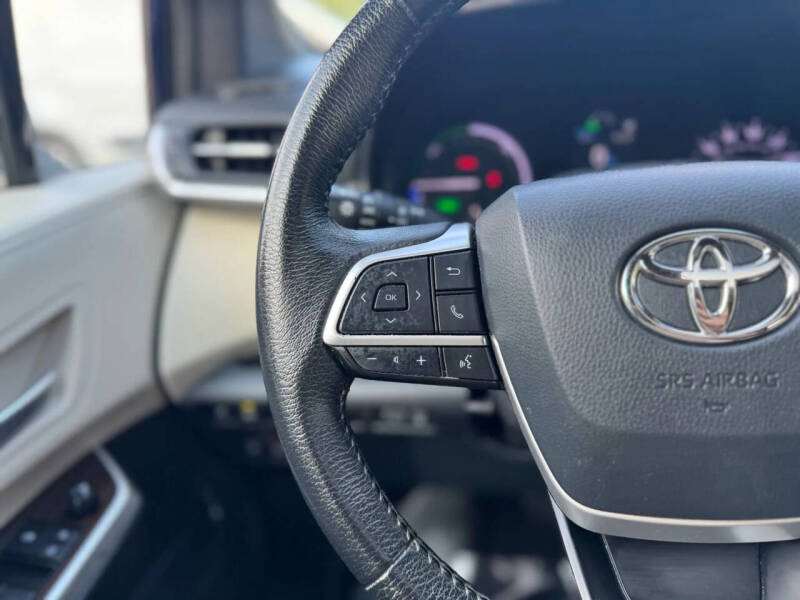 2021 Toyota Sienna XLE 7-Passenger