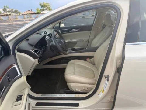 2014 Lincoln MKZ Hybrid