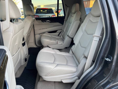 2020 Cadillac Escalade Luxury