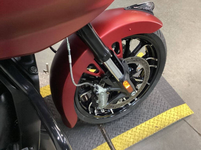 2024 Indian CHALLENGER DARK HORSE WITH POW