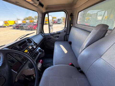 2020 Freightliner M2 106