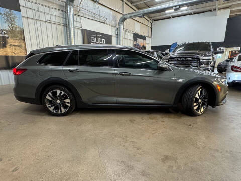 2018 Buick Regal TourX Essence