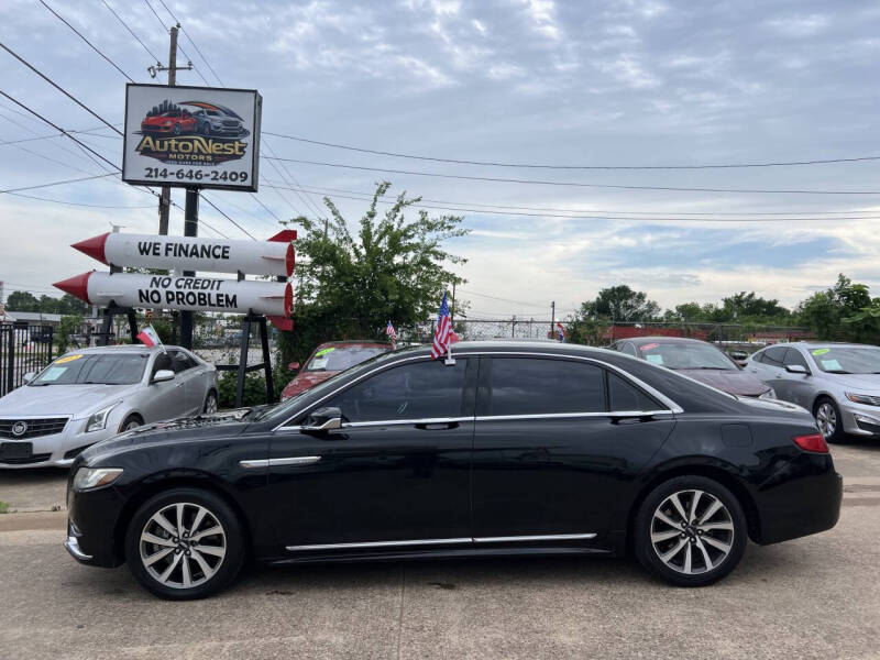 2017 Lincoln Continental Premiere