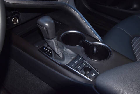 2024 Toyota Camry Hybrid SE