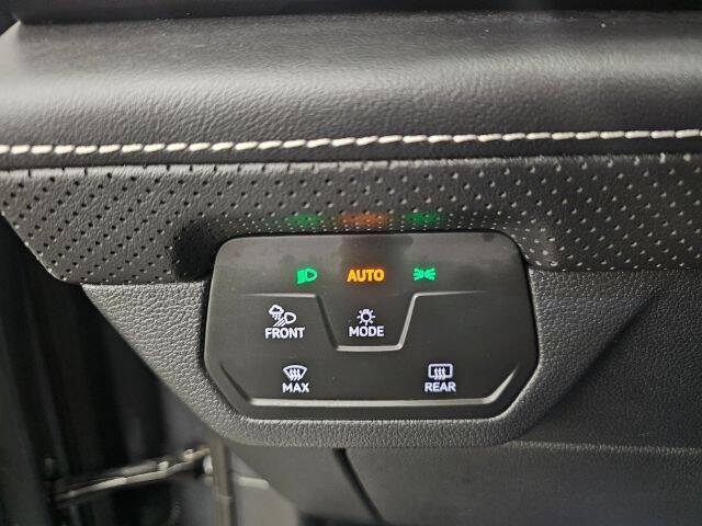 2024 Volkswagen Atlas Cross Sport SE 4Motion