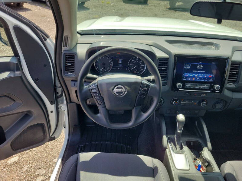 2024 Nissan Frontier S