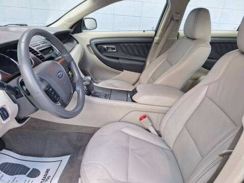 2011 Ford Taurus SEL