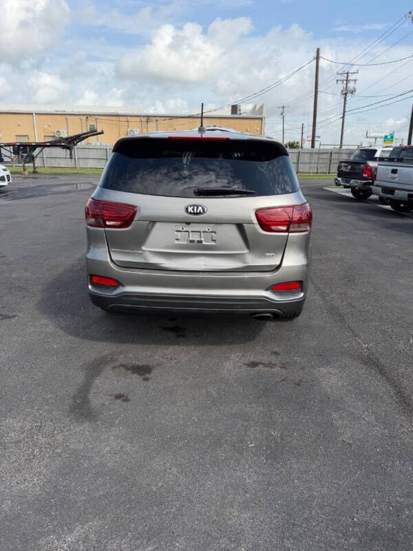 2019 Kia Sorento LX