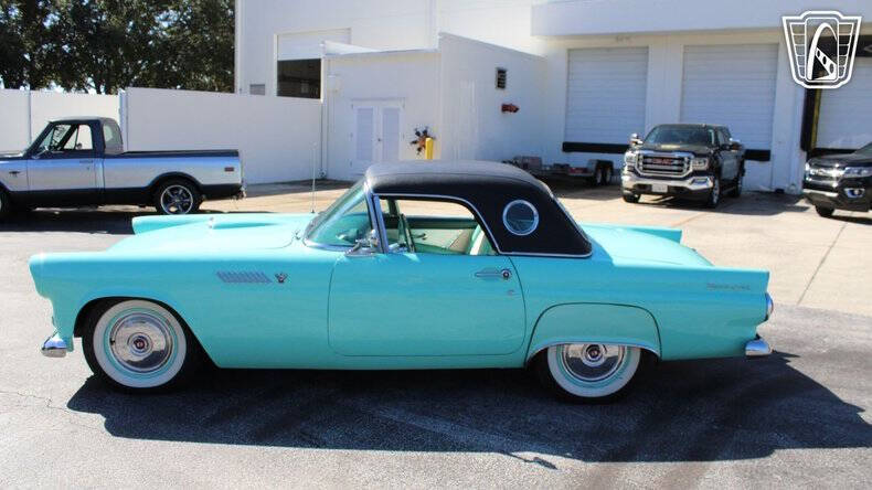 1955 Ford Thunderbird