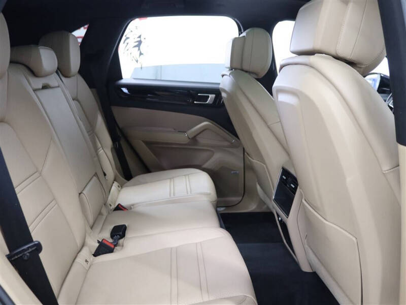 2020 Porsche Cayenne