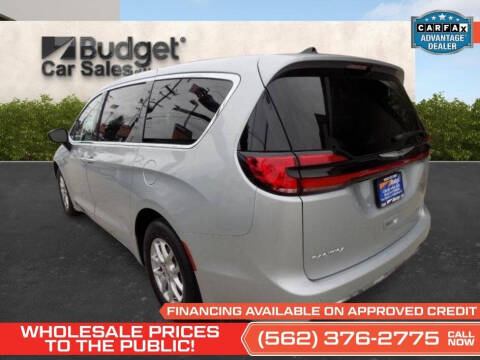2024 Chrysler Pacifica Touring L