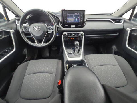 2020 Toyota RAV4 Hybrid XLE