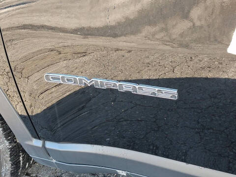 2023 Jeep Compass Latitude Lux