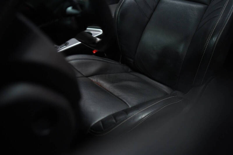 2015 Dodge Challenger SRT Hellcat