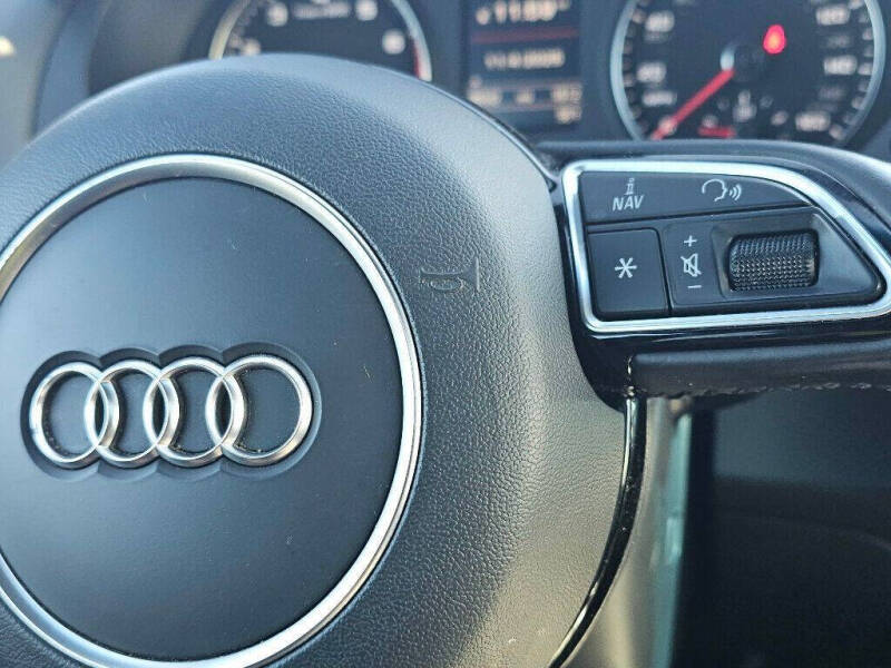 2017 Audi Q3 2.0T quattro Premium