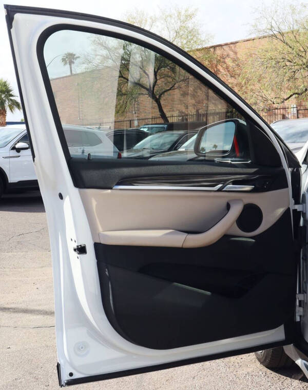 2019 BMW X1 sDrive28i