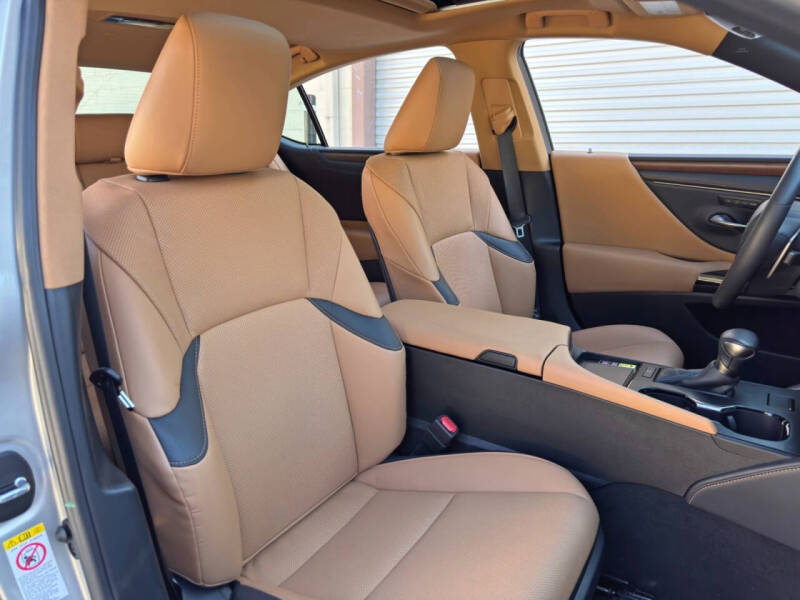 2023 Lexus ES 350