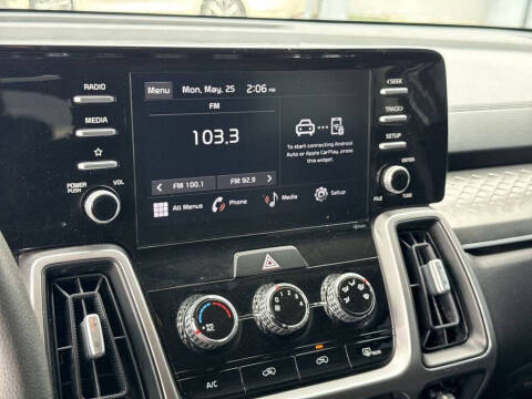 2022 Kia Sorento LX