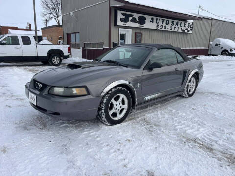 2003 Ford Mustang Deluxe