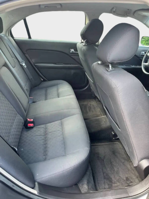 2012 Ford Fusion SE
