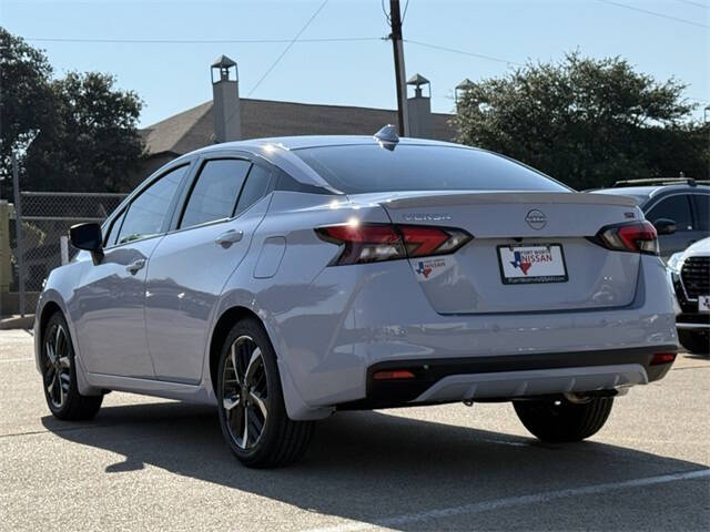 2025 Nissan Versa SR