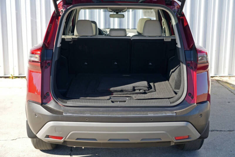 2021 Nissan Rogue SV