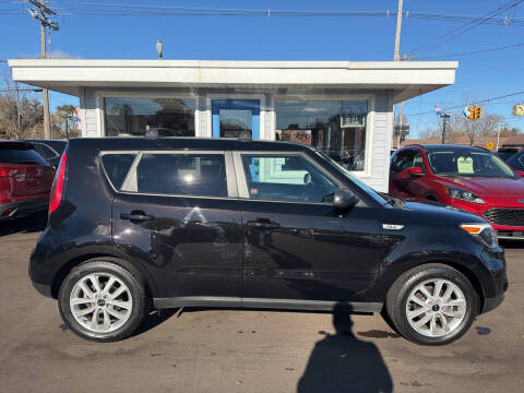 2018 Kia Soul +