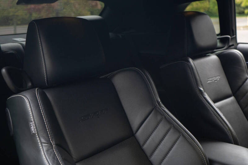 2015 Dodge Challenger SRT Hellcat