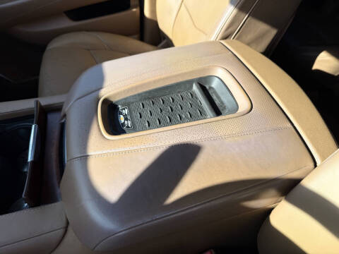 2017 Cadillac Escalade ESV Platinum