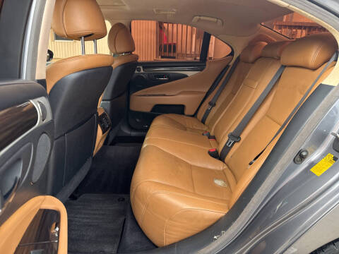 2013 Lexus LS 460
