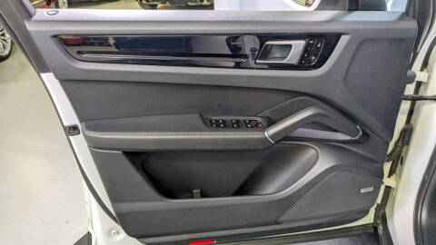 2020 Porsche Cayenne S